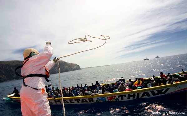 UNHCR-Rodriguez-refugee-boat
